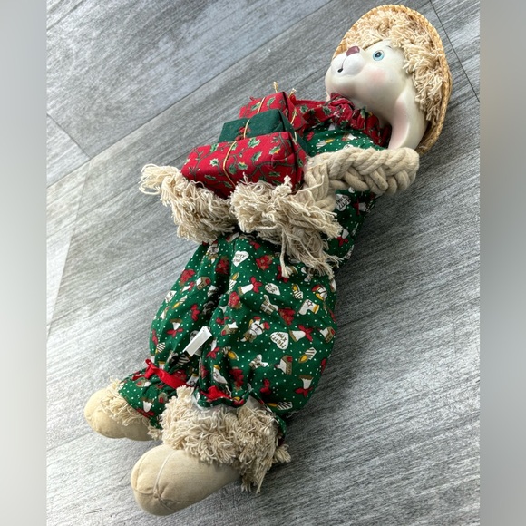 House Of Loyd TLTOYS 1993 Flossie Rabbit Christmas Holiday Doll Presents 541736 - Picture 6 of 15